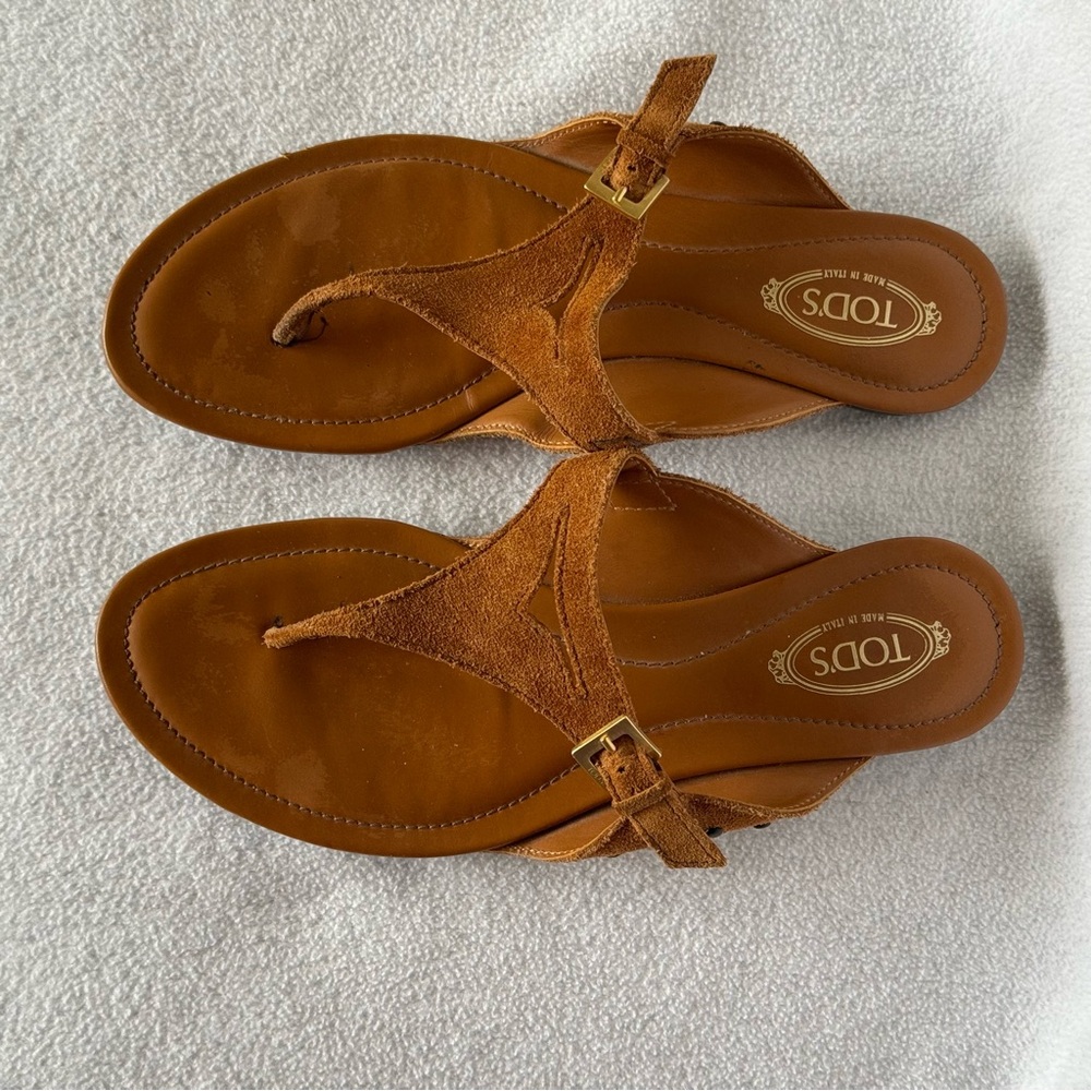 Tod’s sandals